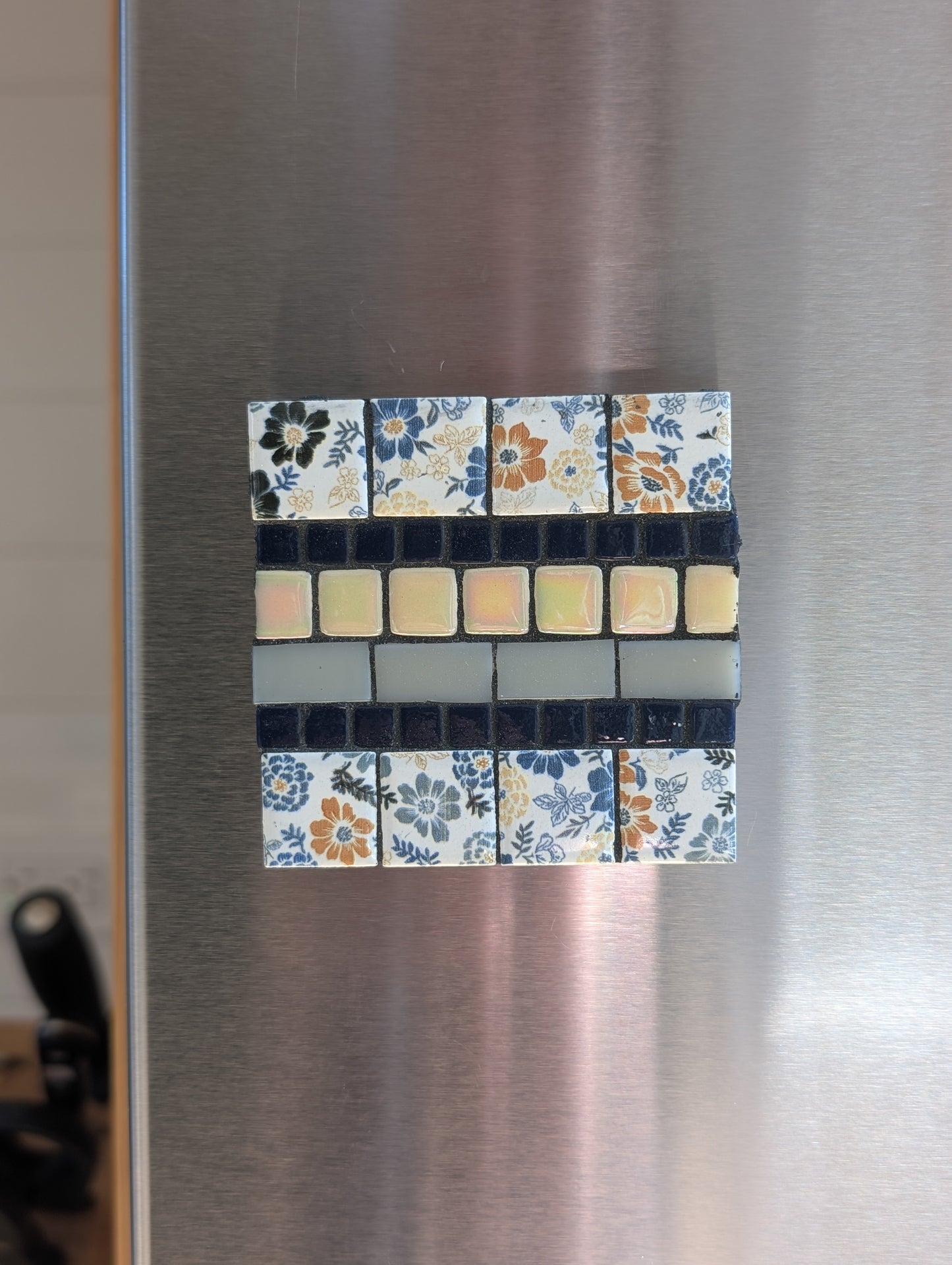 Magnet abstract 2